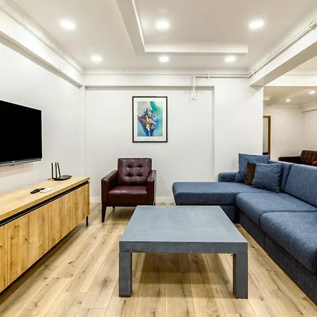 Cozy And Central In Sisli Διαμέρισμα