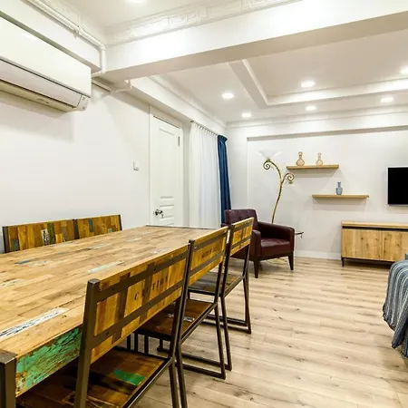 Διαμέρισμα Cozy And Central In Sisli Κωνσταντινούπολη
