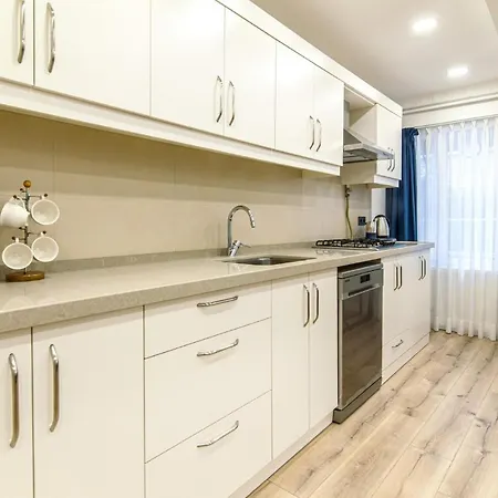 Cozy And Central In Sisli *